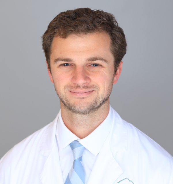 Mathew Meyers Pro Headshot
